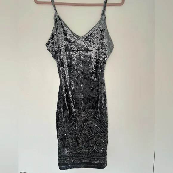 Dress Forum | Dresses | Grey Velvet Beaded Mini Dress | Poshmark Dress Forum | Dresses | Grey Velvet Beaded Mini Dress | Poshmark